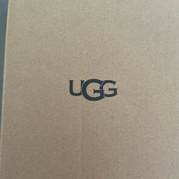Kookaburra by Ugg booties - Picture 6 of 6